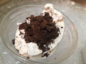 巧克力脆片冰淇淋的做法