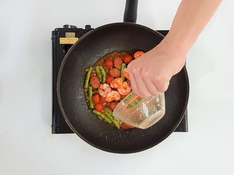 ��Ϻ������������