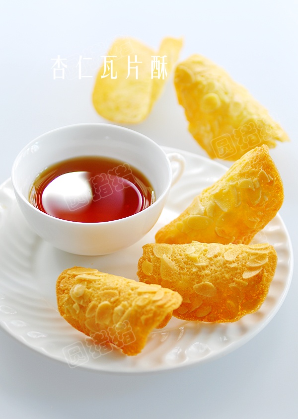 简单又美味的——杏仁瓦片酥的做法