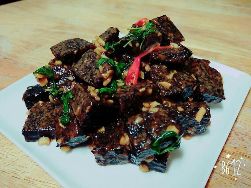 三杯米血糕的做法