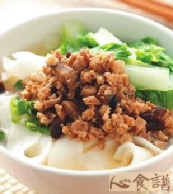 香菇肉燥粄条汤的做法
