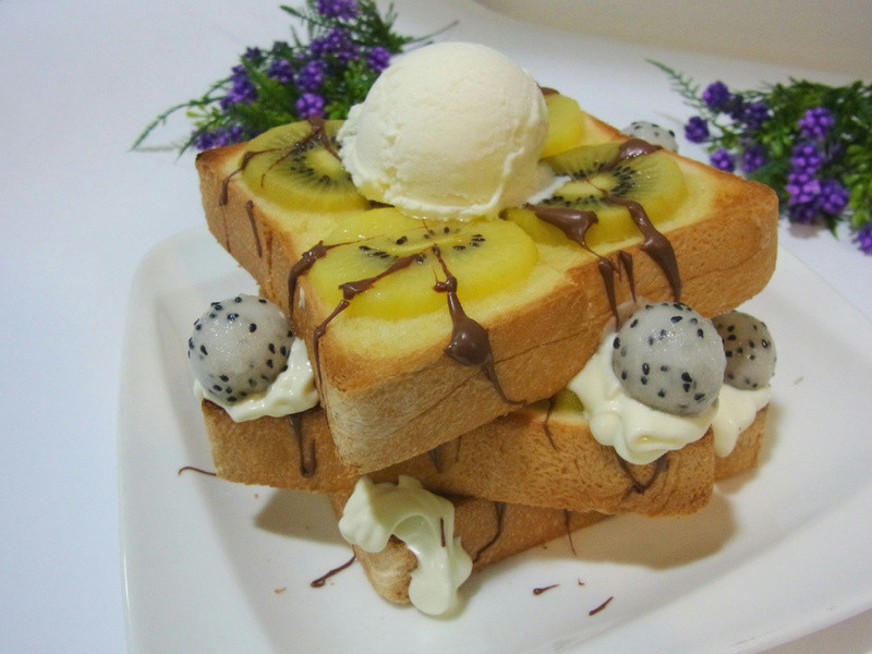 ��С��ŮԪ����硷�����������˾������