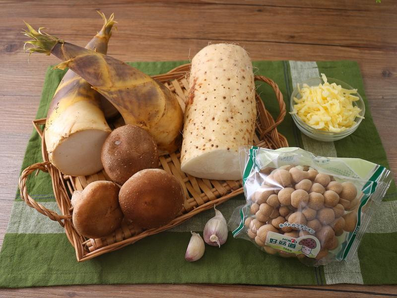 �h���������������