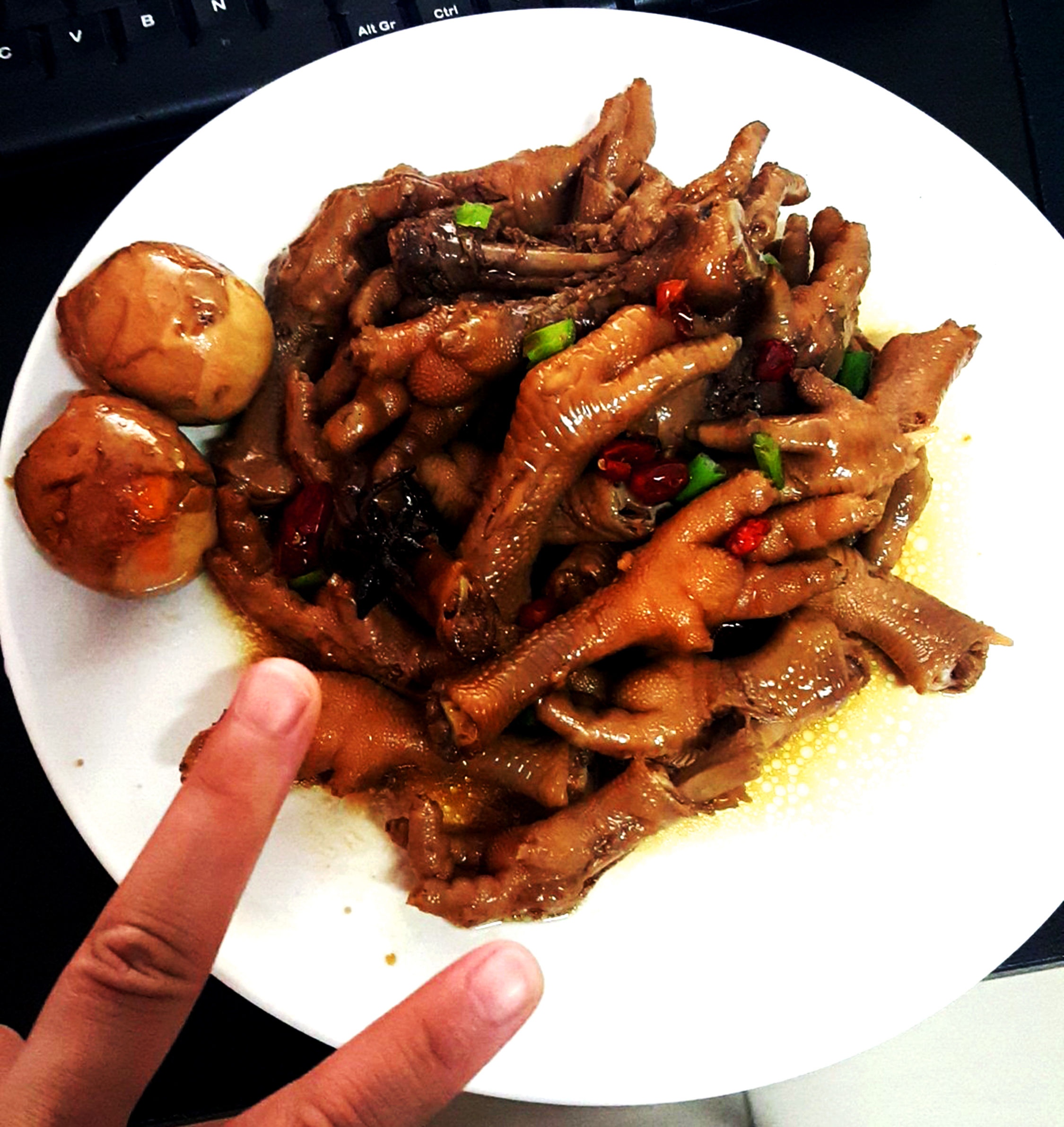 辣味卤鸡爪的做法