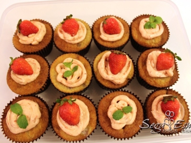 Blossom Cupcakes �����޶���ݮ���ӵ����׵�����