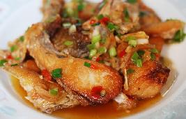 香辣煎鱼的做法