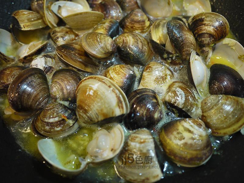 �׾��������ͽ����۵�����