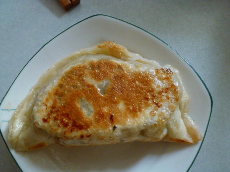 爱料理~韭菜盒子的做法