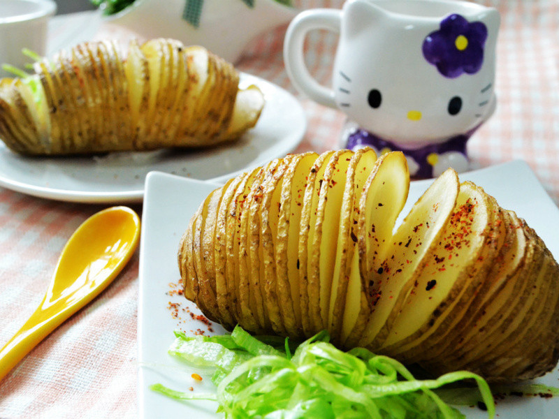 薄切手风琴马铃薯的做法