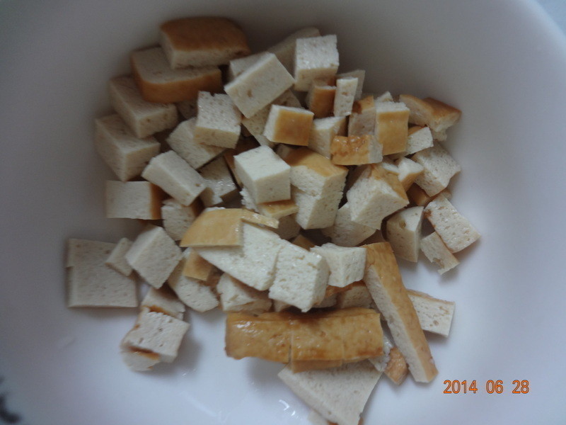 ը���桺ţͷ�ƶ������衻������