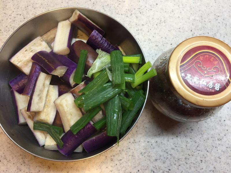 �ɱ��������ѵ�����