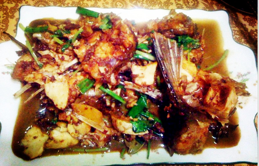 红烧草鱼尾的做法