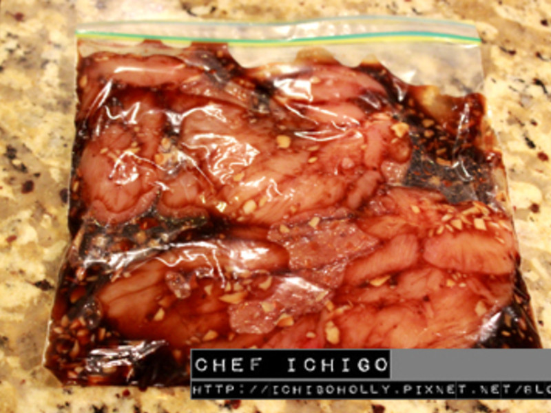 泰式酸甜芒果沙拉 煎鸡排的做法