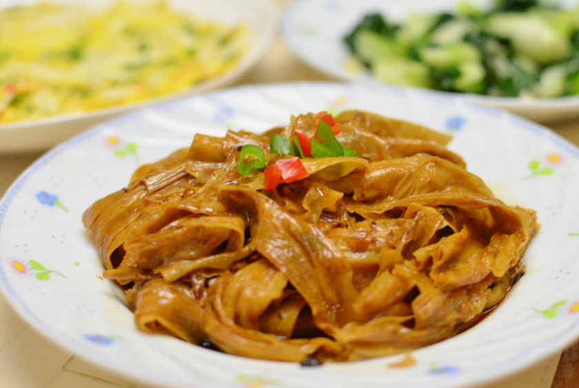 卤水腐竹的做法