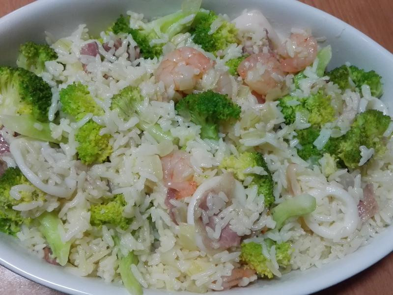 �h����������������