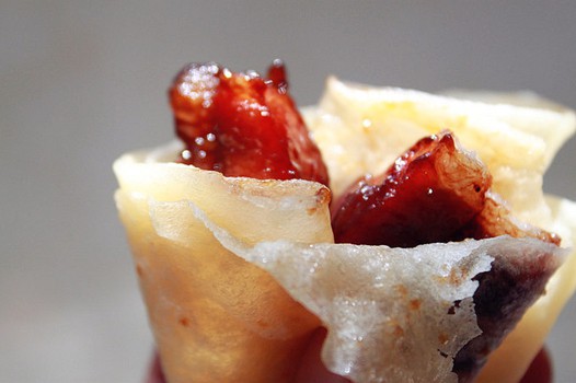 洋葱蜜糖五花肉卷饼的做法