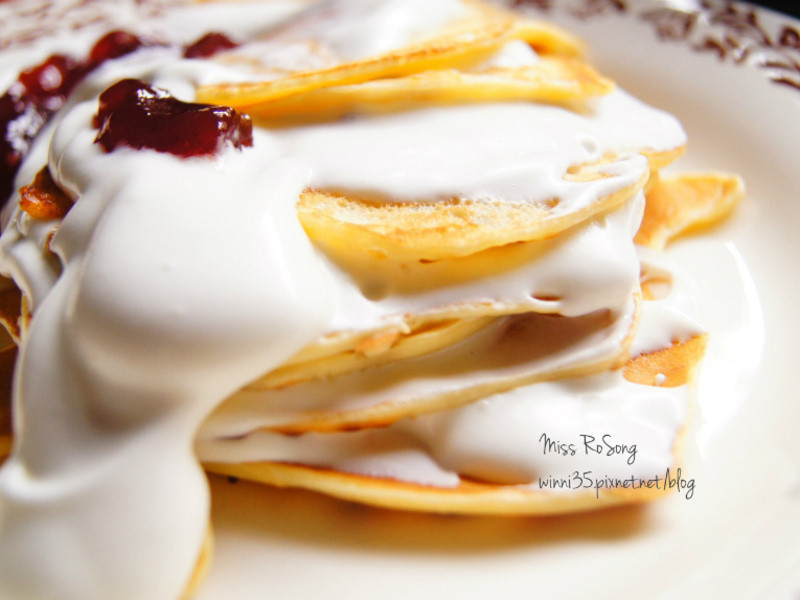 鲜奶油果酱松饼 Pancake for breaky的做法