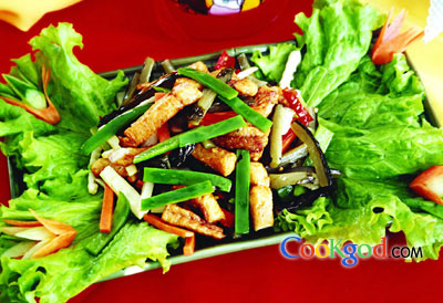 酱瓜焗马哈鱼的做法