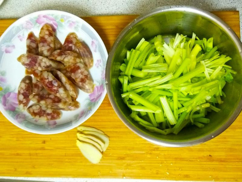 �۲˳�����������