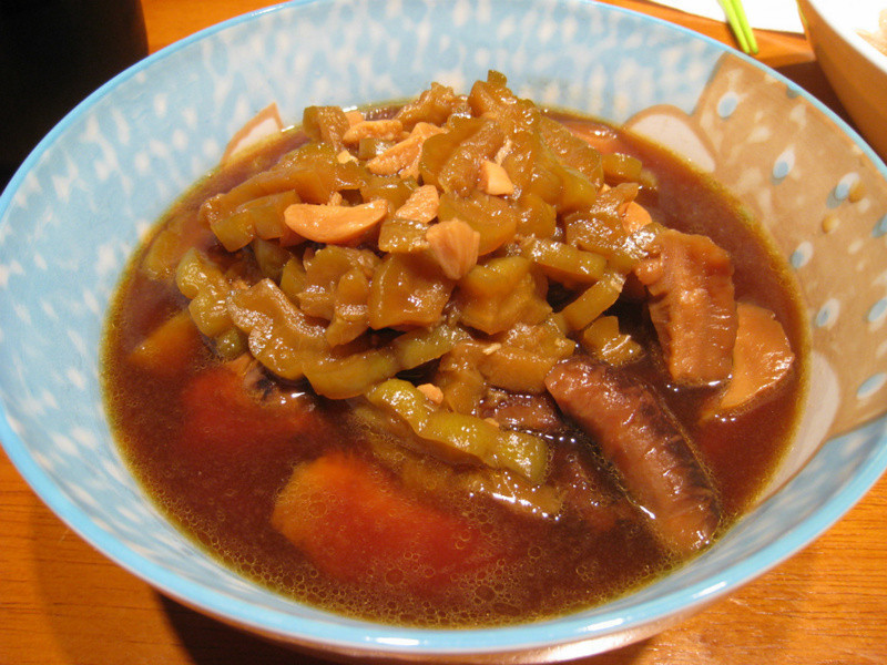 油闷苦瓜香菇的做法