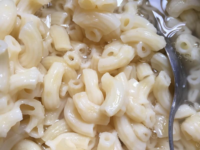 �����ͨ�ķ۵�����