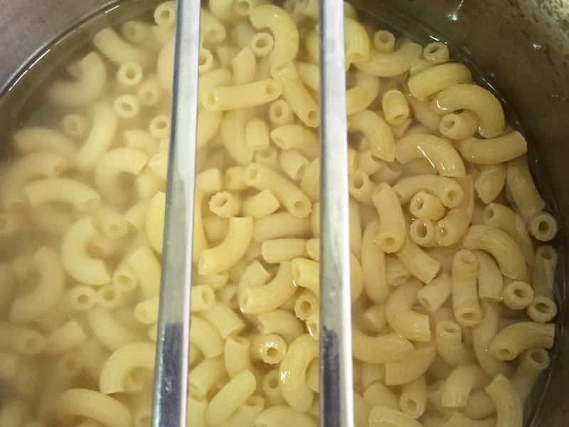 �����ͨ�ķ۵�����