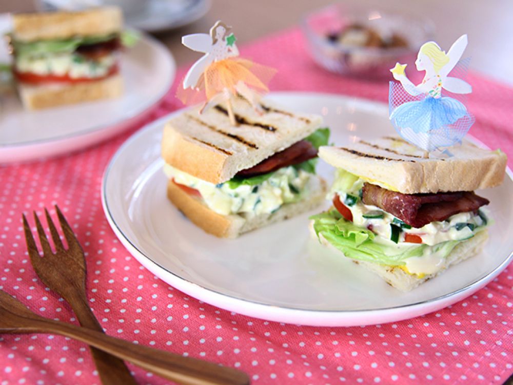 ���⼦�������ε�����