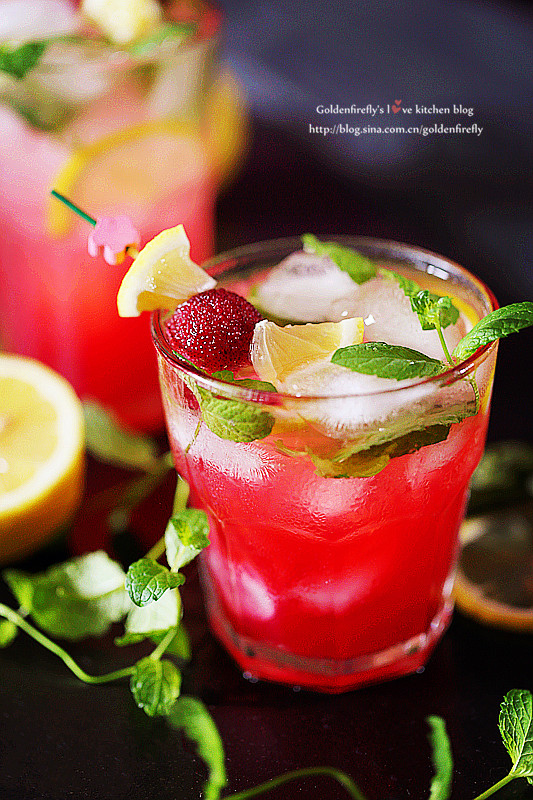 杨梅Mojito冰爽鸡尾酒的做法
