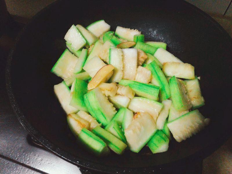 �����˿�ϸ��۵�����