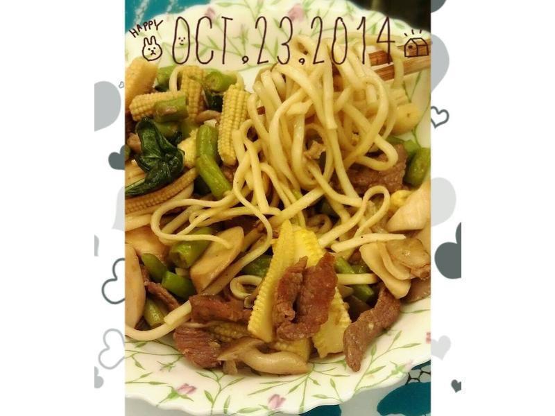 九层塔牛肉炒面的做法