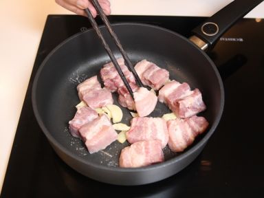 ��ͷ���Źǵ�����