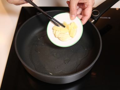 ��ͷ���Źǵ�����