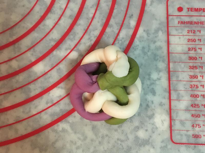 ��ɫ������ͷ������