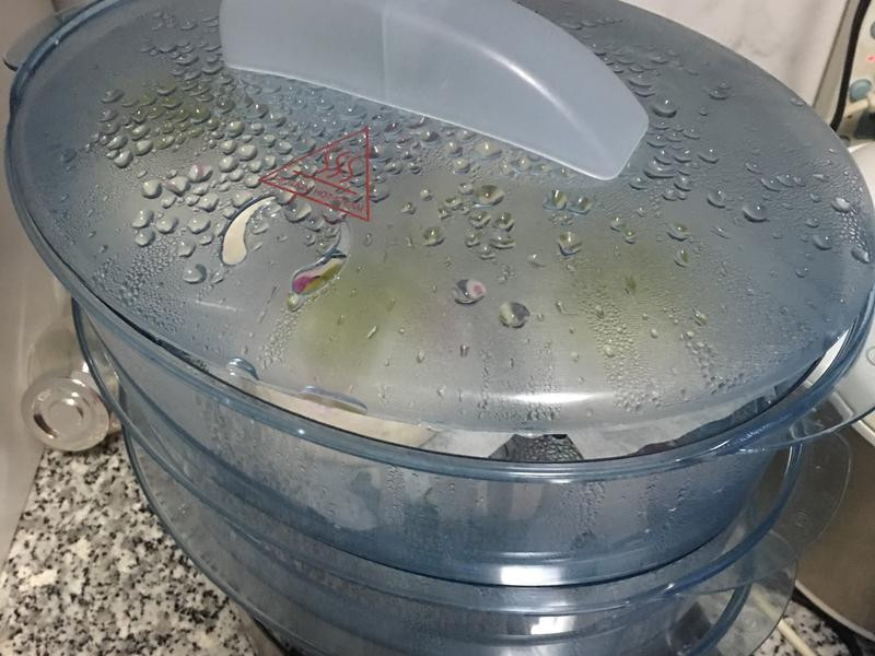 ��ɫ������ͷ������