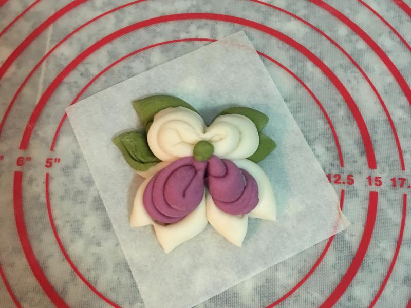 ��ɫ������ͷ������