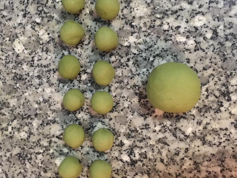 ��ɫ������ͷ������