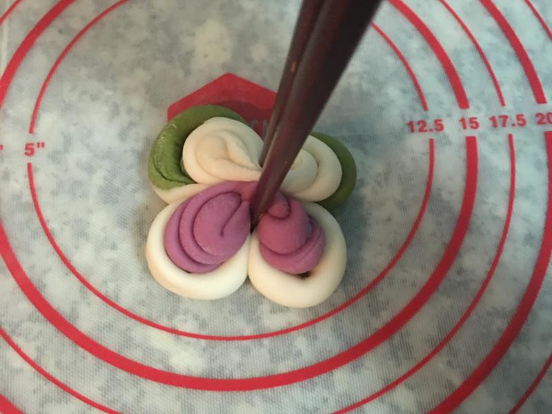 ��ɫ������ͷ������