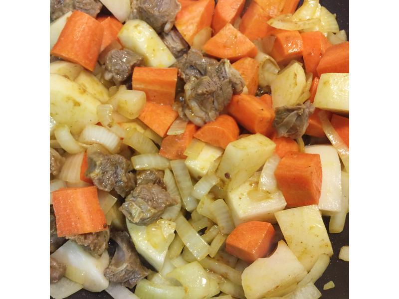 ���~��������ţ��(ţͷ�ƿ�����ʳ��)������