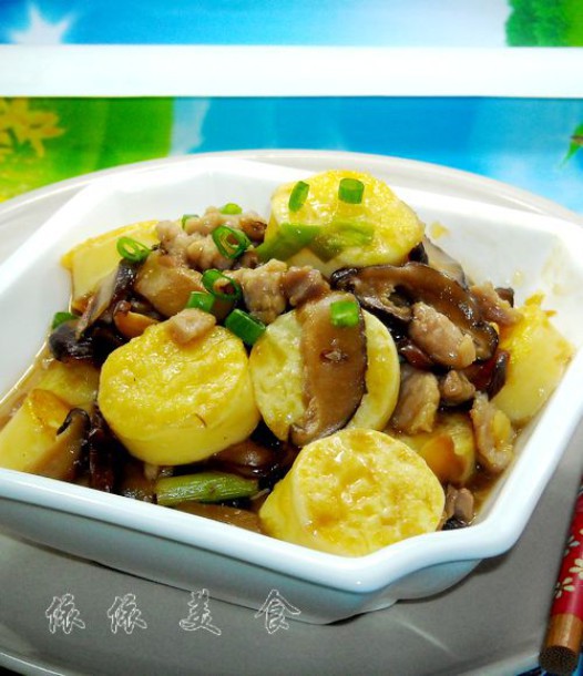 冬菇肉丝煮日本豆腐的做法