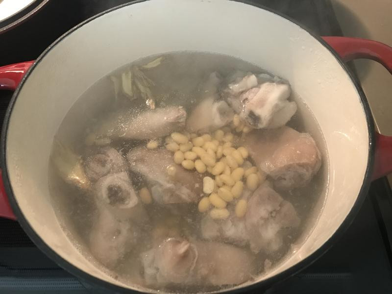 Ũ�׻ƶ�������������