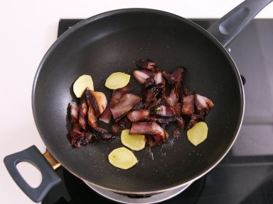 ���⳴����������