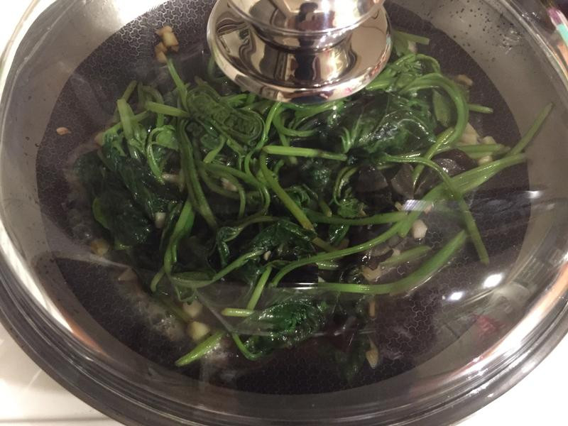 Ƥ���ع�Ҷ������