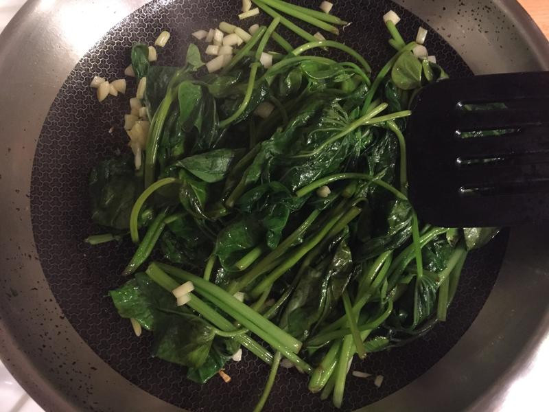 Ƥ���ع�Ҷ������