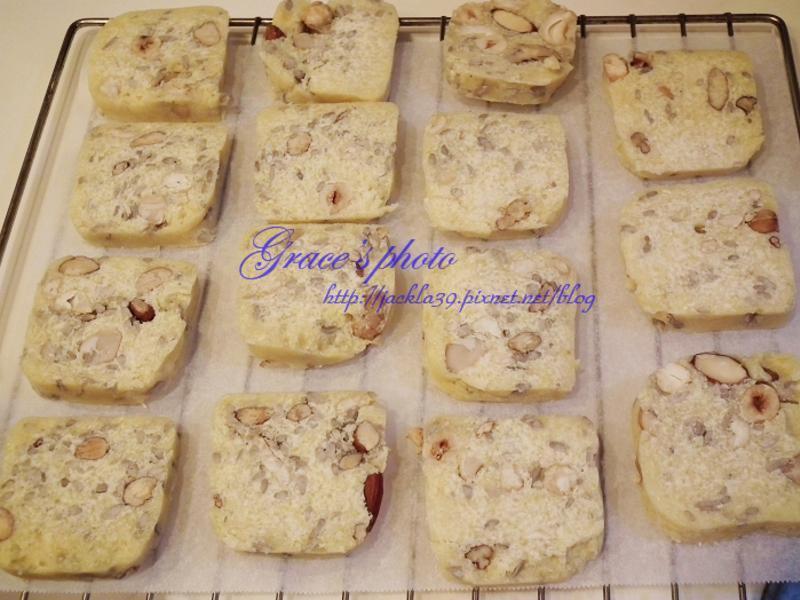 ��ģ�ͣ��ó��ַ������������ֵ���Ƭ���ɣ�������