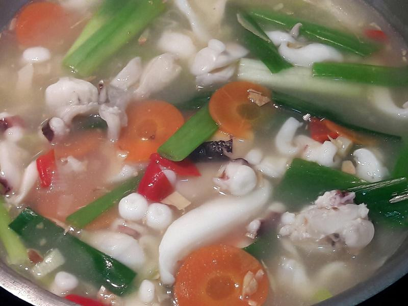 �⳴��֦������