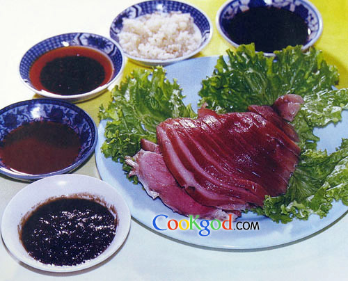 西洋参酱猪肘的做法