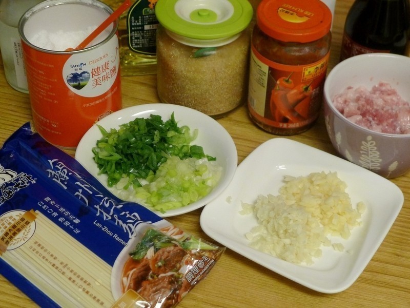 ��ζ������������