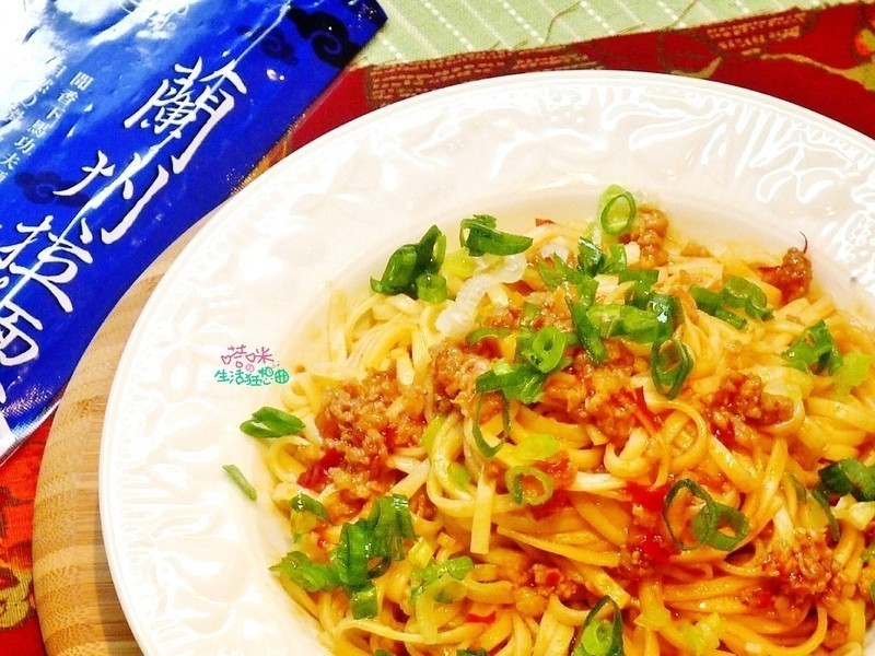 川味鱼香拌面的做法