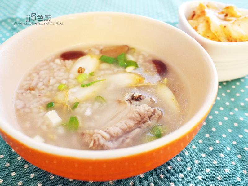 韩式药膳排骨粥的做法