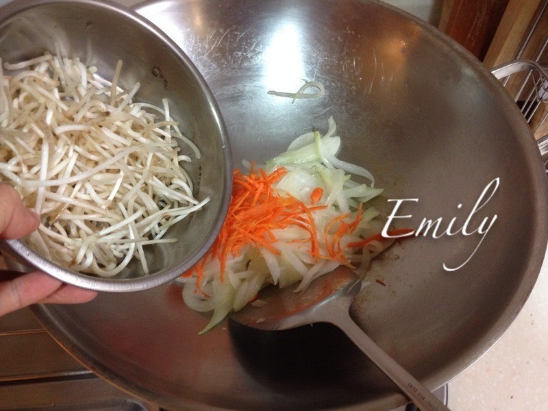 ���ư��Ķ�ѿ�˳���е�����